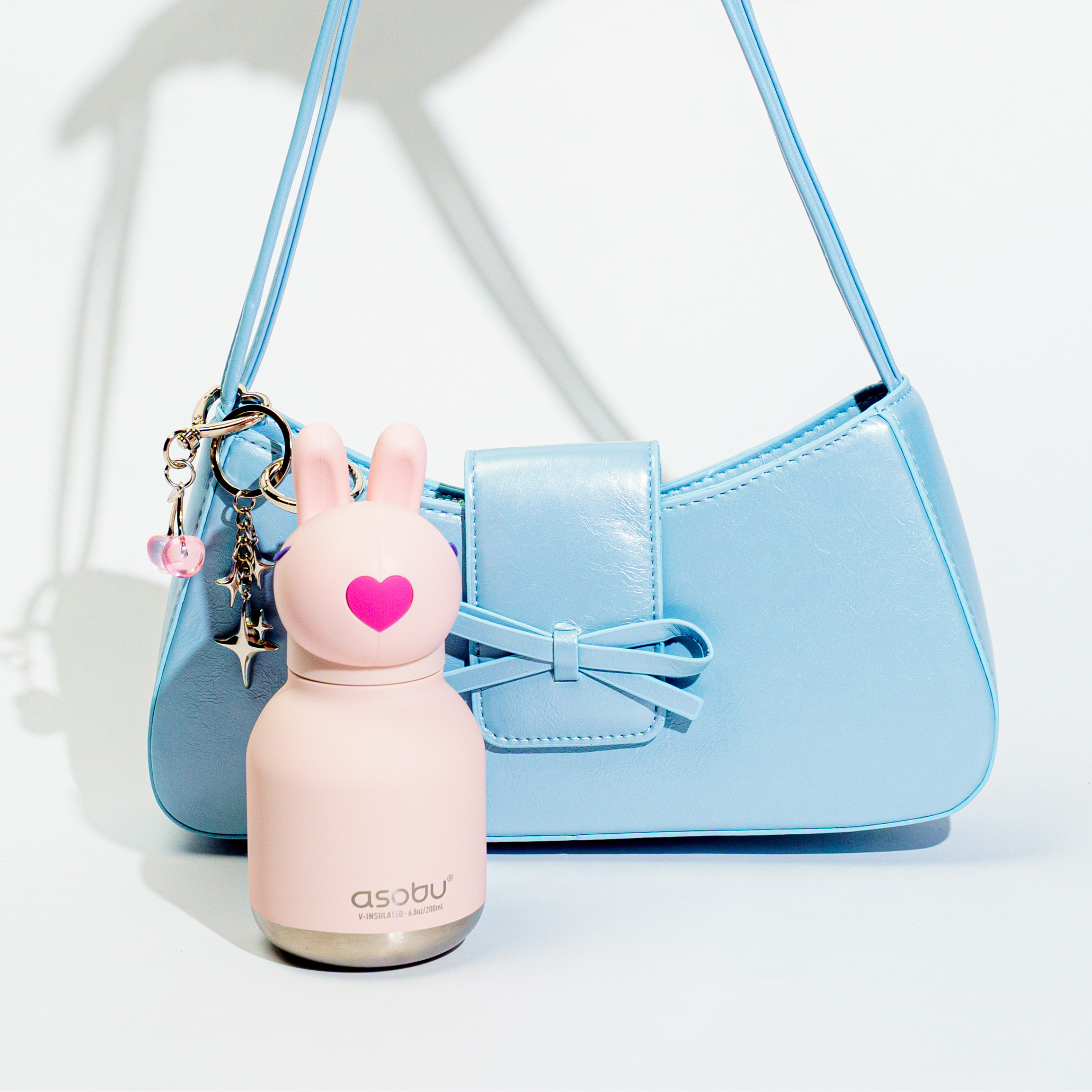asobu-mini-bunny-bestie-bottle-isolierflasche-6-7oz-mit-schl-sselring image 2