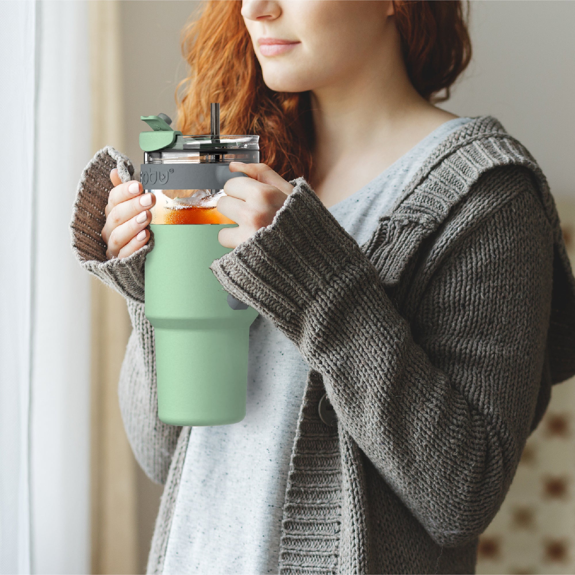 asobu-green-explorer-2-in-1-xxl-tumbler-becher-mit-strohhalm image 7