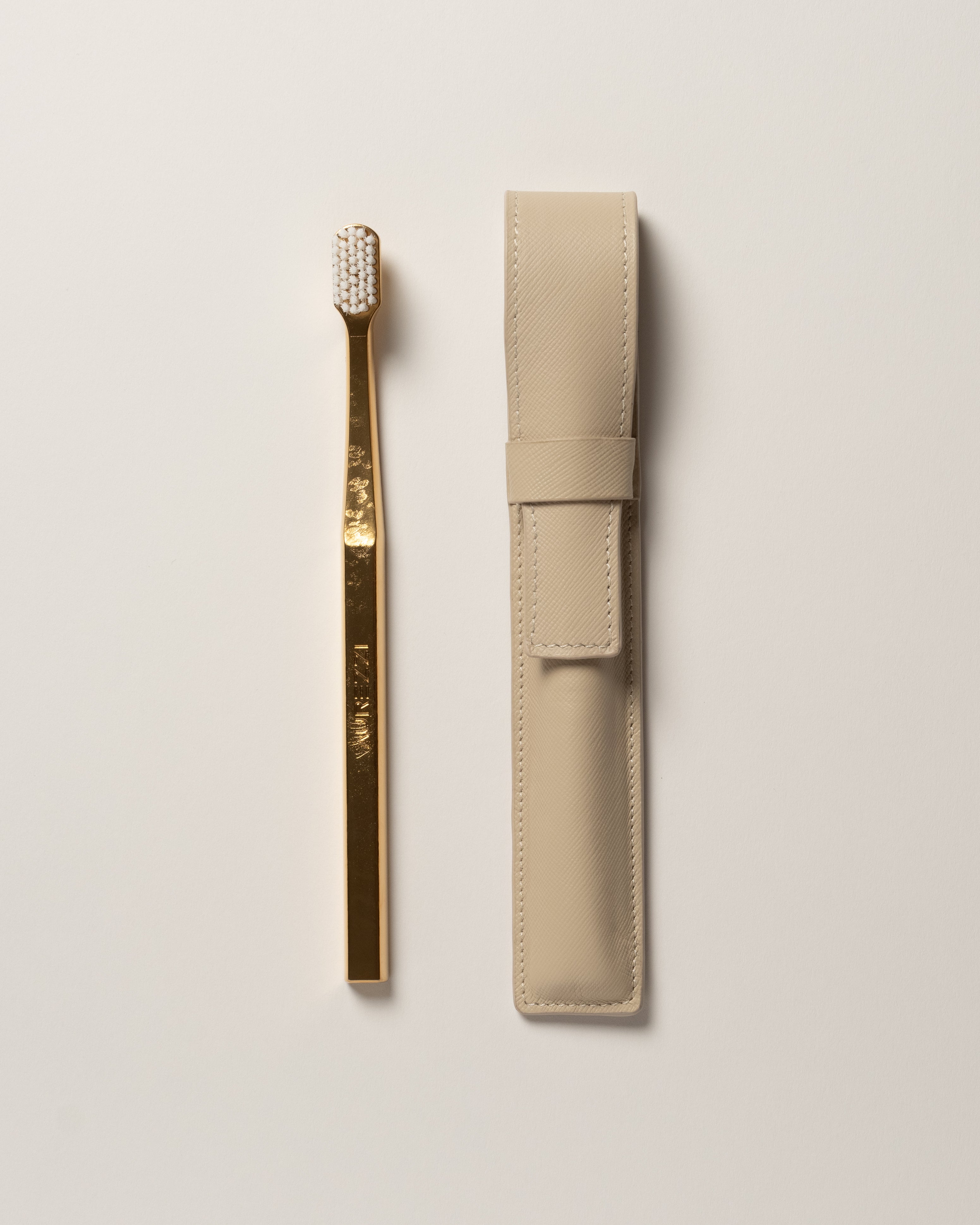 aurezzi-saffiano-leather-case-beige-toothbrush-gold-white-set image 1