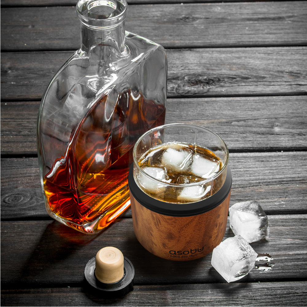 asobu-whiskey-insulated-sleeve-natural-wood-isolierh-lle-mit-rocks-glas image 7
