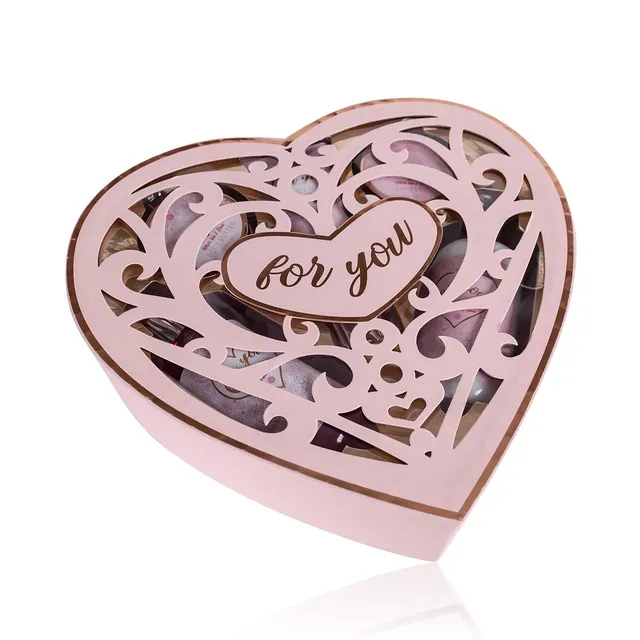 accentra-duschset-frauen-5-teilig-white-tea-rose-in-herzbox image 1